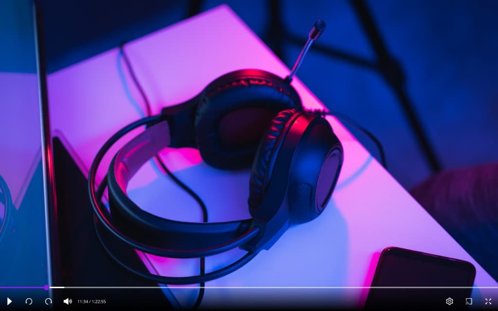 Video player in fullscreen mode